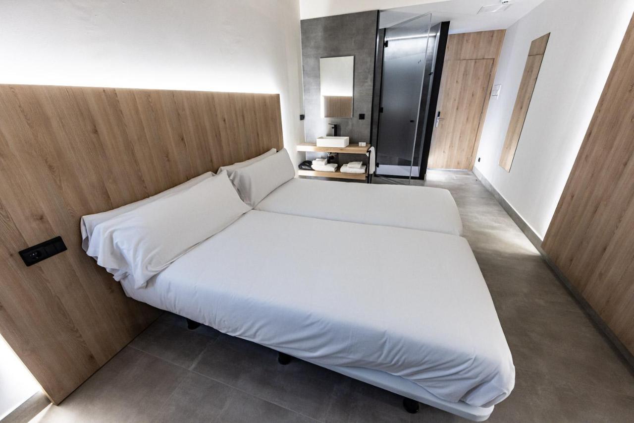 Hospedium Hotel Devalar Do Mar カマリーニャス エクステリア 写真